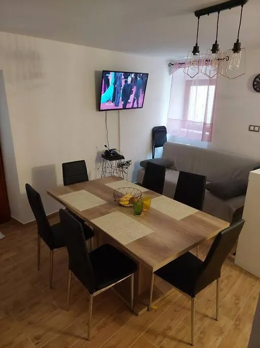 Atraktivna Kuca Sa Saunom I Grijanim Jacuzzijem Villa Cres Croatia